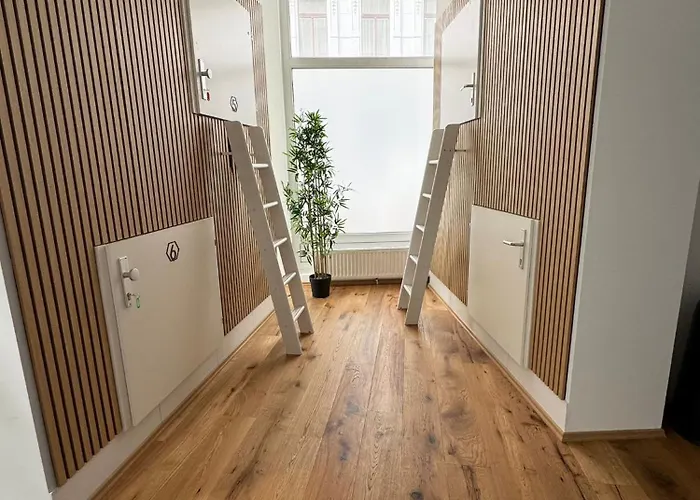 Robin Wood Capsule Hostel Vienna